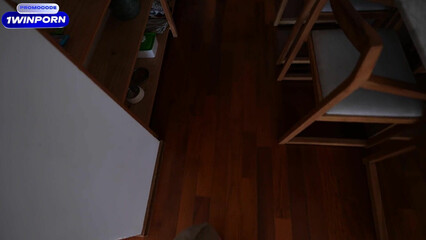 Я выебал свою приемную сестренку, когда она застряла